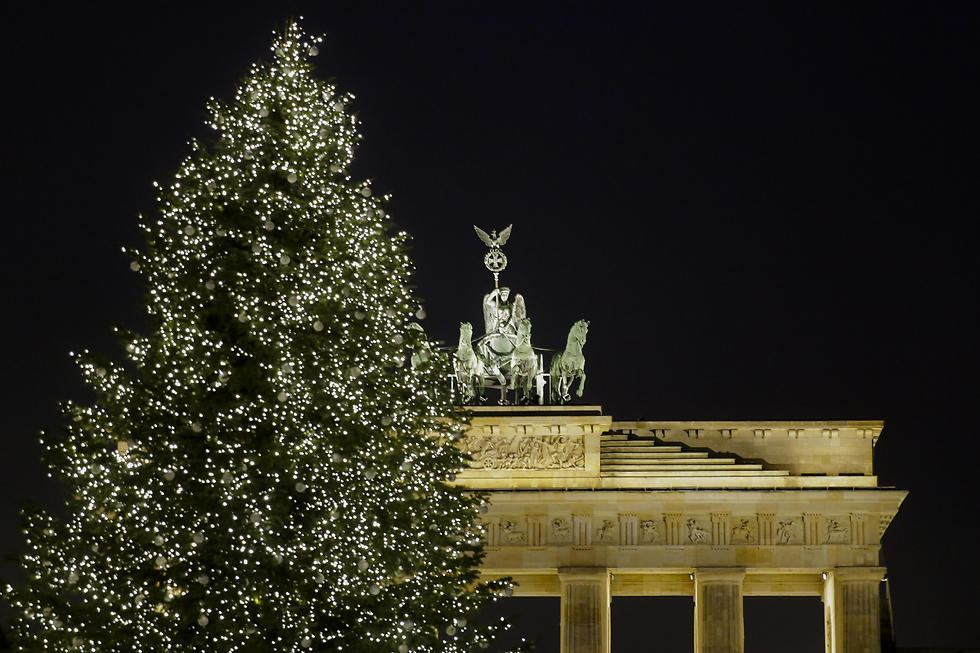 גרמניה: שער ברנדנבורג, ברלין (צילום: AP) (צילום: AP)