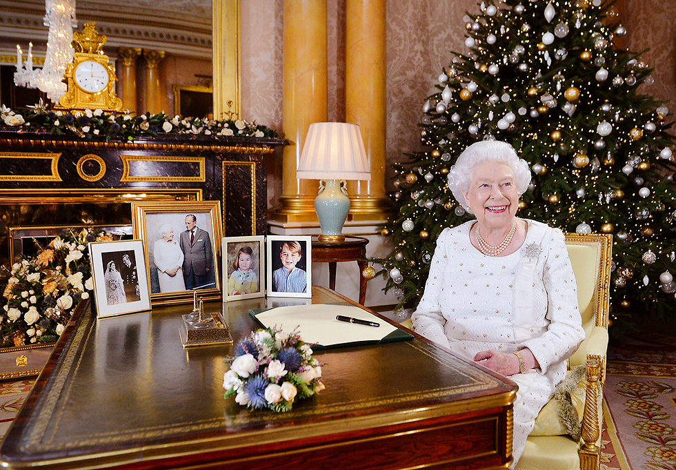 המלכה אליזבת (צילום: AP) (צילום: AP)