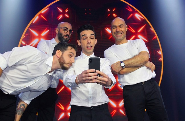 הפיג'מות. אילן רוזנפלד, קובי פרג', עודד פז ויניב פולישוק (צילום: אור גפן) הפיג'מות. אילן רוזנפלד, קובי פרג', עודד פז ויניב פולישוק (צילום: אור גפן)