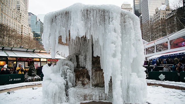 קרח בעיר ניו יורק (צילום: EPA) (צילום: EPA)