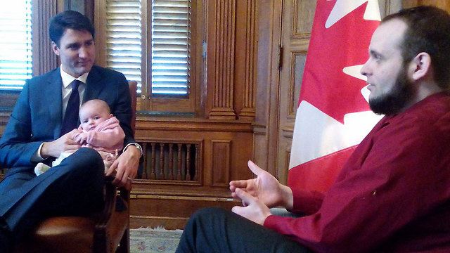 עם ראש ממשלת קנדה ג'סטין טרודו ()