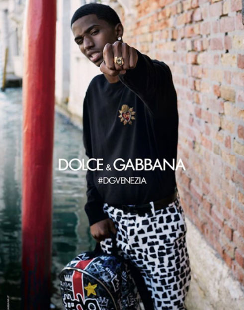 אייקון אופנה לדור המילניום. קומבס בקמפיין של דולצ'ה & גבאנה