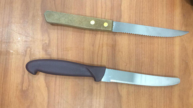 The knives (Photo: Israel Police)