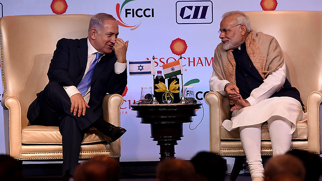 ראש ממשלת הודו מודי ונתניהו, ב-2018 בניו דלהי (צילום: AFP) (צילום: AFP)