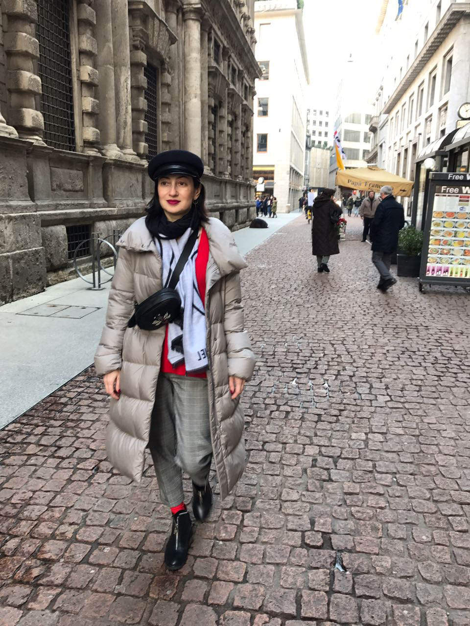 Татьяна Акопова на улицах Милана