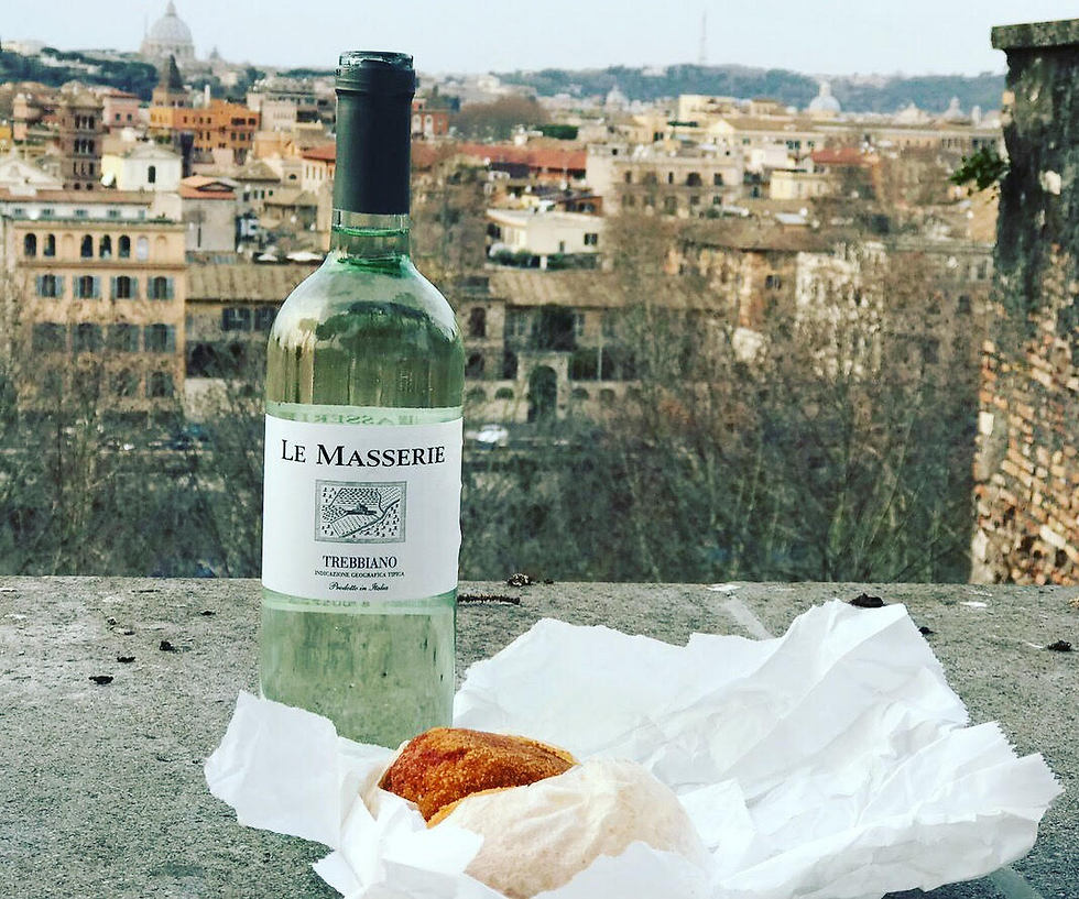 לתצפת על העיר עם בקבוק יין ומאפה טוב (צילום: סלומה מואה) (צילום: סלומה מואה)