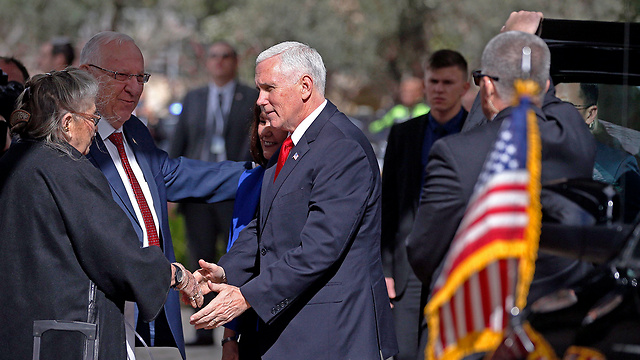 Президент Израиля Реувен Ривлин и вице-президент США Майк Пенс. Фото: EPA
