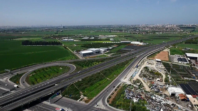 המנהרות עם המסילות עוברות מתחת לכבישים (צילום: נתיבי ישראל) (צילום: נתיבי ישראל)
