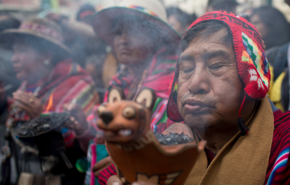 תהלוכת פסל האלוהות הבוליביאני אקקו בלה פס, בוליביה (צילום: AP) (צילום: AP)