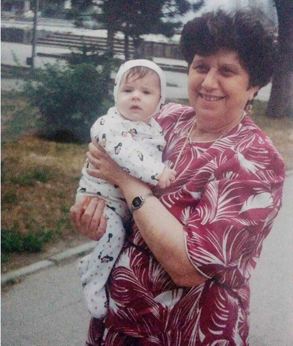 Бабушка с внуком. Фото из семейного архива