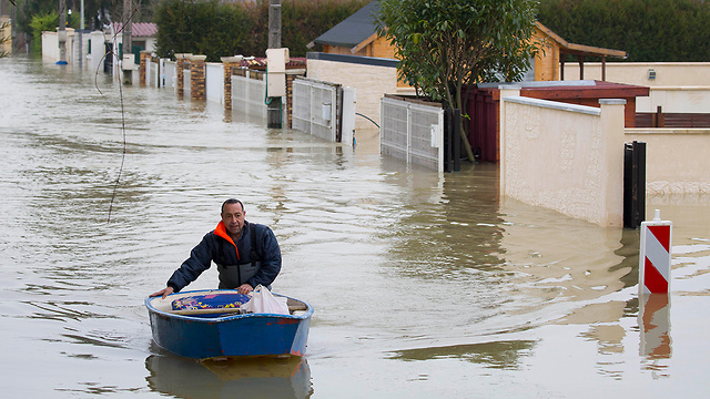 Наводнение в Париже. Фото: МСТ