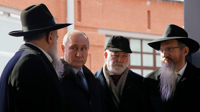 Вексельберг с Путиным и раввинами