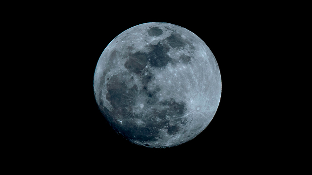 וככה אנחנו רואים את הירח (צילום: AFP) (צילום: AFP)