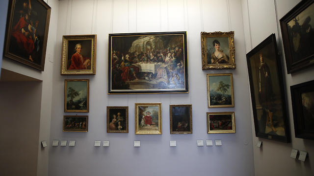 The exhibit of art stolen by the Nazis in the Louvre (Photo: AP)