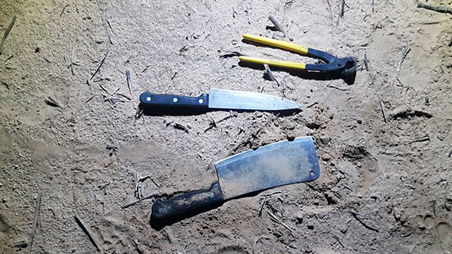 The knives and cutter used by the suspects (Photo: IDF Spokesperson's Unit)