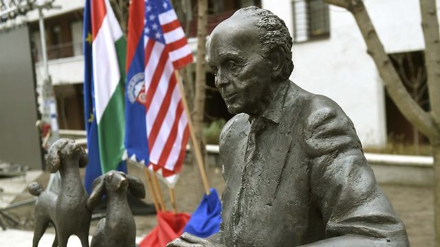 Rep. Lantos's statue was unveiled in Budapest Thursday (Photo: AP)
