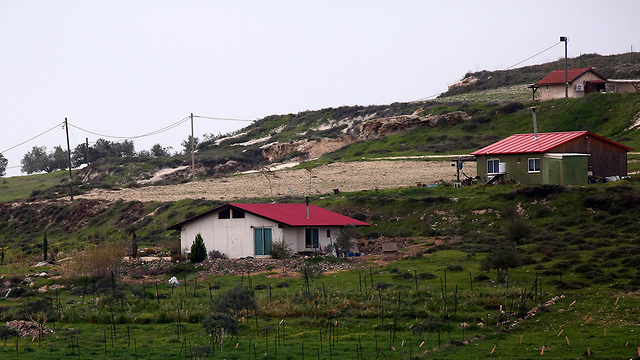 Turning Havat Gilad into a permanent community is the complete opposite of the international commitment   (Photo: EPA)