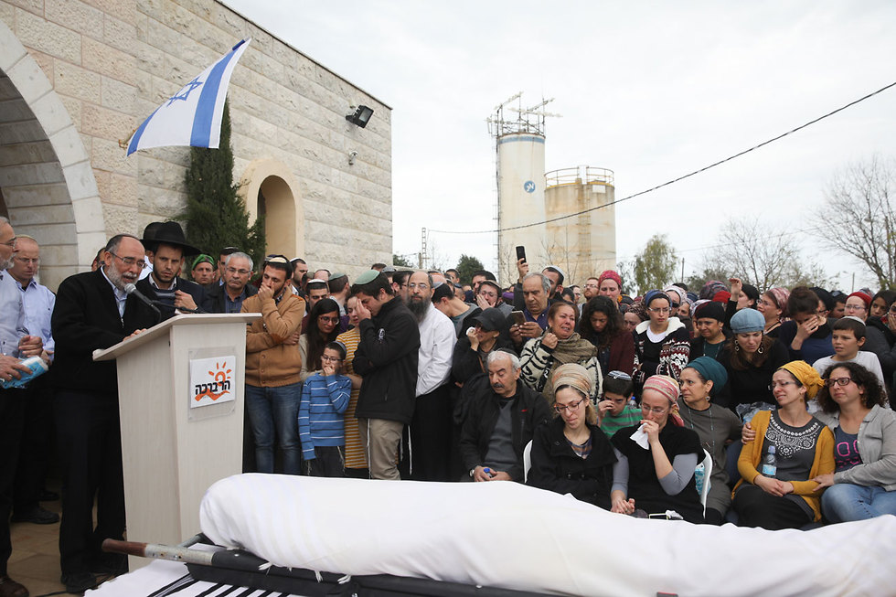 Rabbi Ben Gal’s funeral. The pain is shared by an absolute majority of Israelis  (Photo: Ohad Zwigenberg)