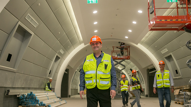 Министр транспорта Исраэль Уац на строительстве нового вокзала в Иерусалиме. Фото: Охад Цвайгенберг (Photo: Ohad Tzvigenberg)