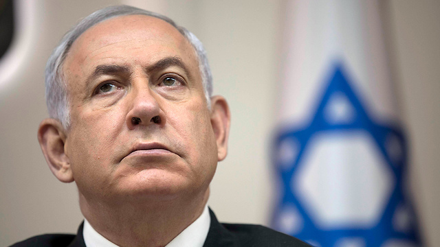 Netanyahu must suspend himself until the attorney general makes his decision (Photo: EPA)