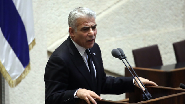Yesh Atid Chairman Lapid called on Israel to recall its ambassador from Poland due to the PM's claims (Photo: Ohad Zwigenberg)
