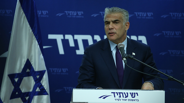 Yesh Atid Chairman Lapid blasted PM Netanyahu and the Haredi parties over the 'draft dodging law' (Photo: Ohad Zwigenberg)