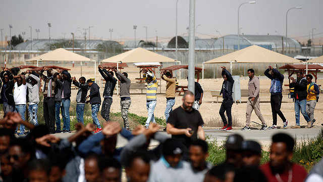 58 asylum seekers currently detained in Saharonim will be released Wednesday evening (Photo: EPA)