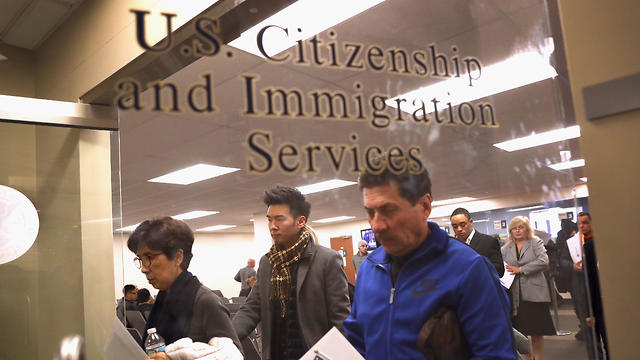 שירות האזרחות וההגירה של ארה"ב. כבר לא אומת מהגרים (צילום: AFP) (צילום: AFP)
