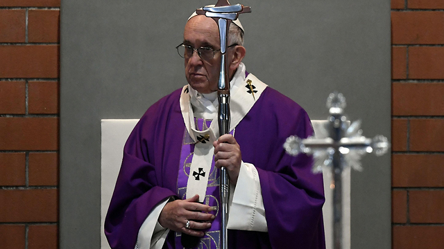 נותן למערכת המשפט לעשות את עבודתה. האפיפיור פרנסיסקוס (צילום: AFP) (צילום: AFP)