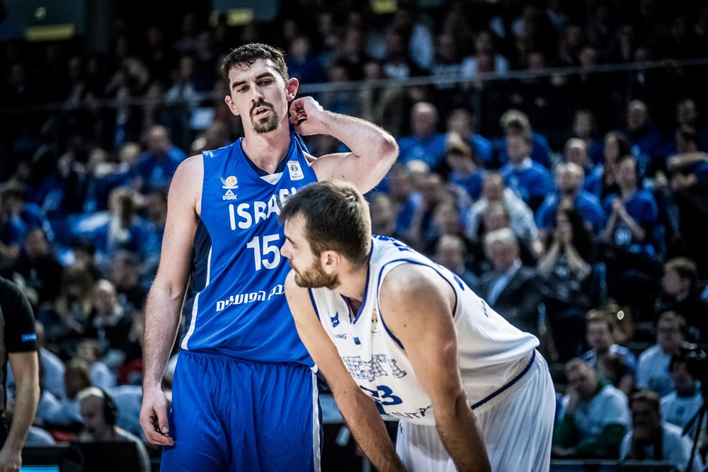Израиль против Эстонии. Фото: FIBA