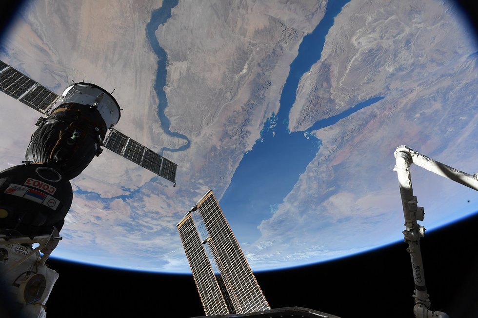 ים סוף והנילוס. בקצה הימני העליון ניתן לראות את מפרץ אילת ואזור הערבה (צילום: סקוט טינגל, נאס"א) (צילום: סקוט טינגל, נאס