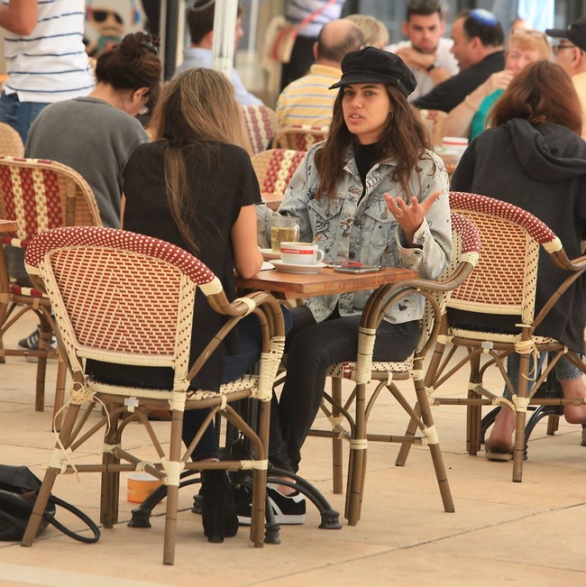 אין על הקפה של הארץ! שלומית מלכה (צילום: מוטי לבטון) אין על הקפה של הארץ! שלומית מלכה (צילום: מוטי לבטון)