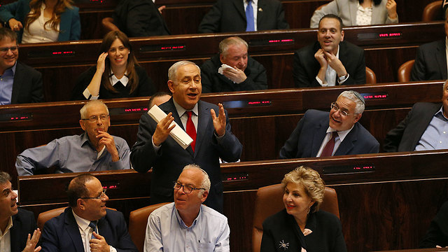 Netanyahu at the Knesset, Tuesday. Who says politicians aren’t influence polls?  (Photo: Ohad Zwigenberg)