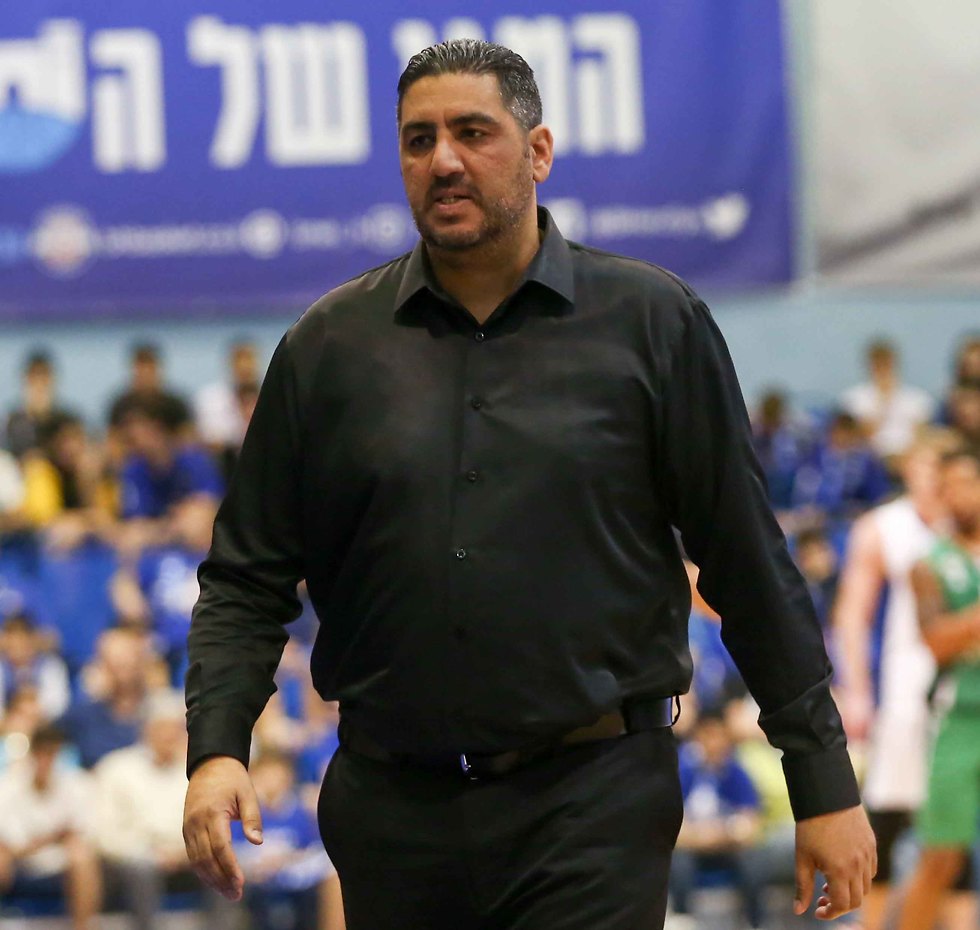 מאמן מכבי חיפה עופר רחימי (צילום: ראובן שוורץ)