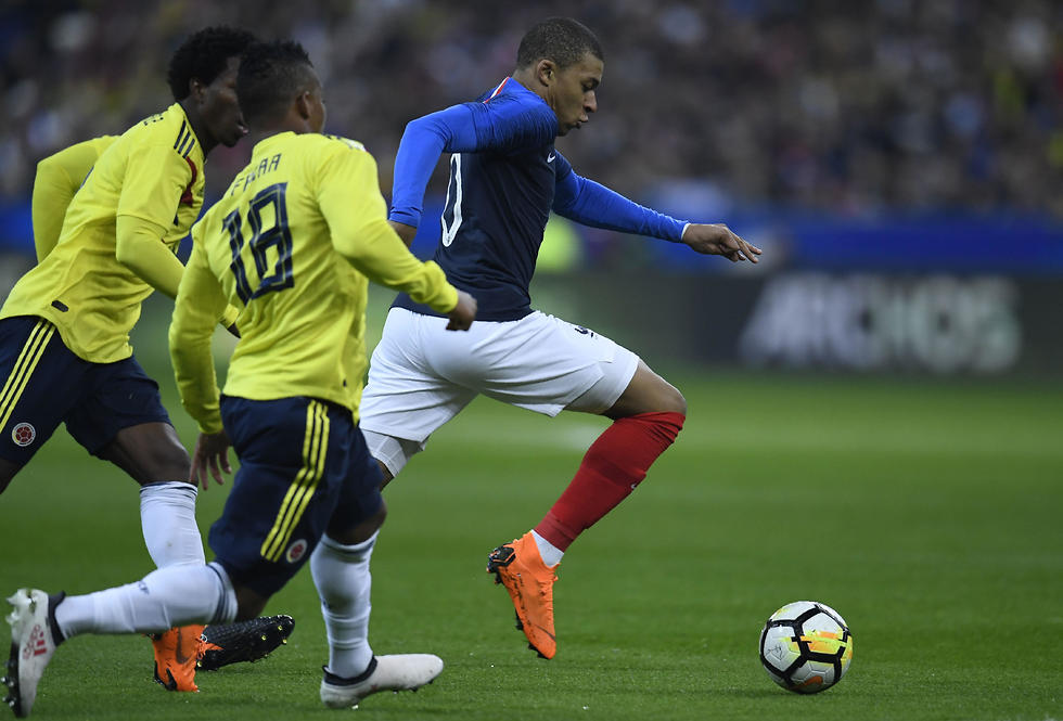 קיליאן אמבאפה נבחרת צרפת (צילום: AFP)