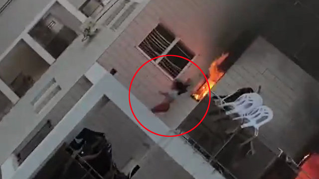 Пожар на 8 этаже жилого дома в Беэр-Шеве