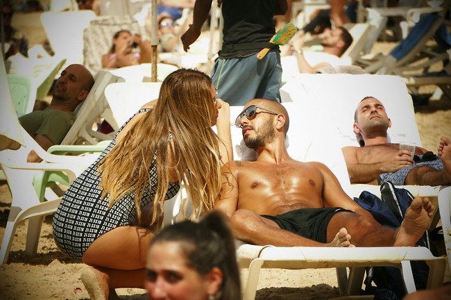 כל קוביה מלמיליאן (צילום: אמיר מאירי) כל קוביה מלמיליאן (צילום: אמיר מאירי)