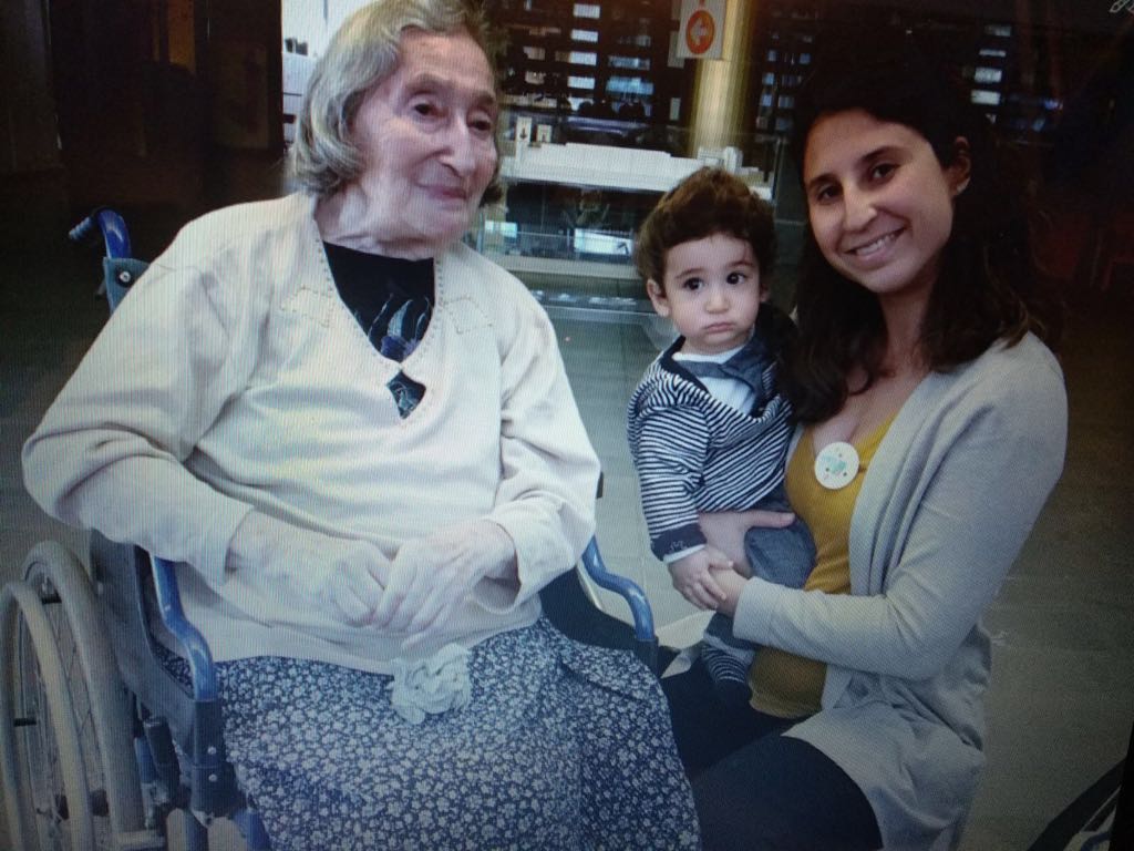Mireille, her granddaughter Keren and her great-grandchild
