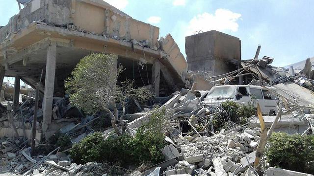 Руины научно-исследовательского центра в Дамаске. Фото: АР