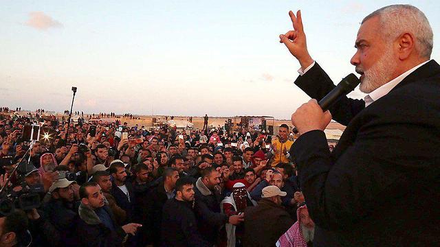 Hamas leader Haniyeh at the border
