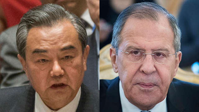 Sergei Lavrov and Wang Yi (Photo: AP)