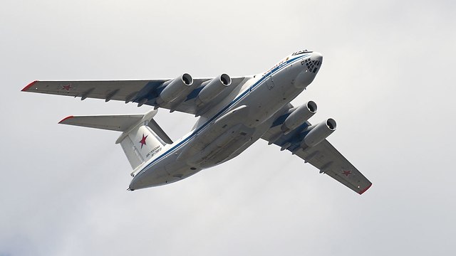 Военно-транспортный самолет Ил-76. Фото: shutterstock