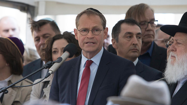 Berlin mayor attends last year's anti-Semitism march in the city (Photo: EPA)