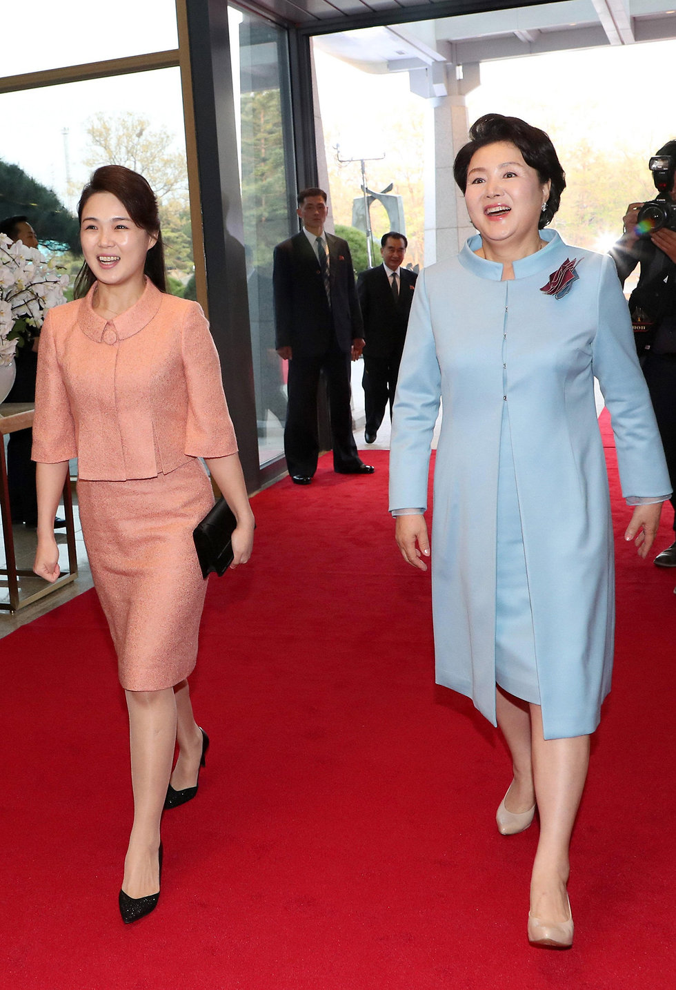 רי סול ג'ו אשתו של קים ג'ונג און קים ג'ונג סוק אשתו של מון ג'אה אין דרום קוריאה צפון קוריאה (צילום: EPA)