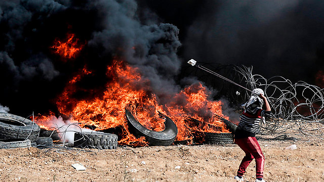 Rioting on the Gaza border (Photo: AFP)