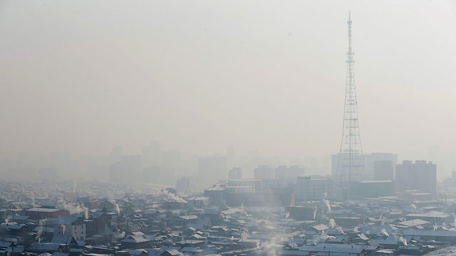 מונגוליה אולן בטור קוקטייל חמצן תה ריאות זיהום אוויר (צילום: AFP)