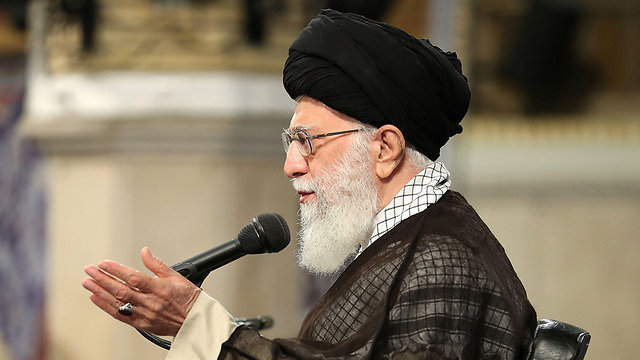 עלי חמינאי המנהיג העליון של איראן (צילום: AFP)