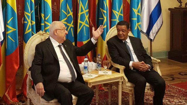 ראובן ריבלין פגישה עם נשיא אתיופיה מולטו טשומה ב אתיופיה (צילום: איתמר אייכנר)