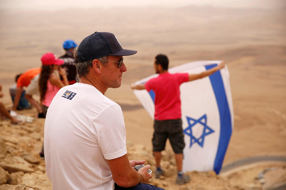לאנס ארמסטרונג בקטע השלישי של הג'ירו בישראל (צילום: רויטרס)