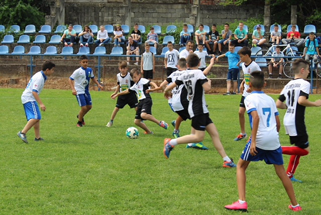 הילדים בתכנית בטורניר (צילום: שער שוויון)